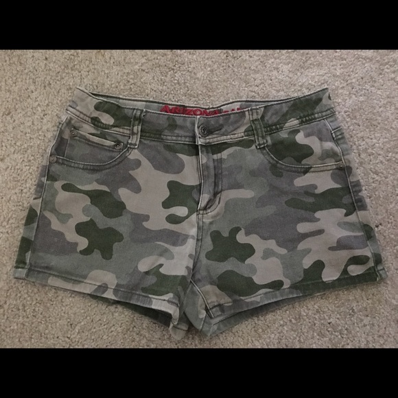 Arizona Camo Shorts - Picture 1 of 4